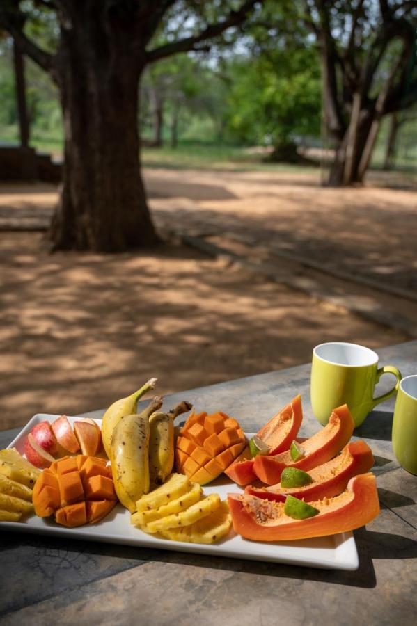 Hide Yala Bed & Breakfast ทิซซามาฮารามา ภายนอก รูปภาพ