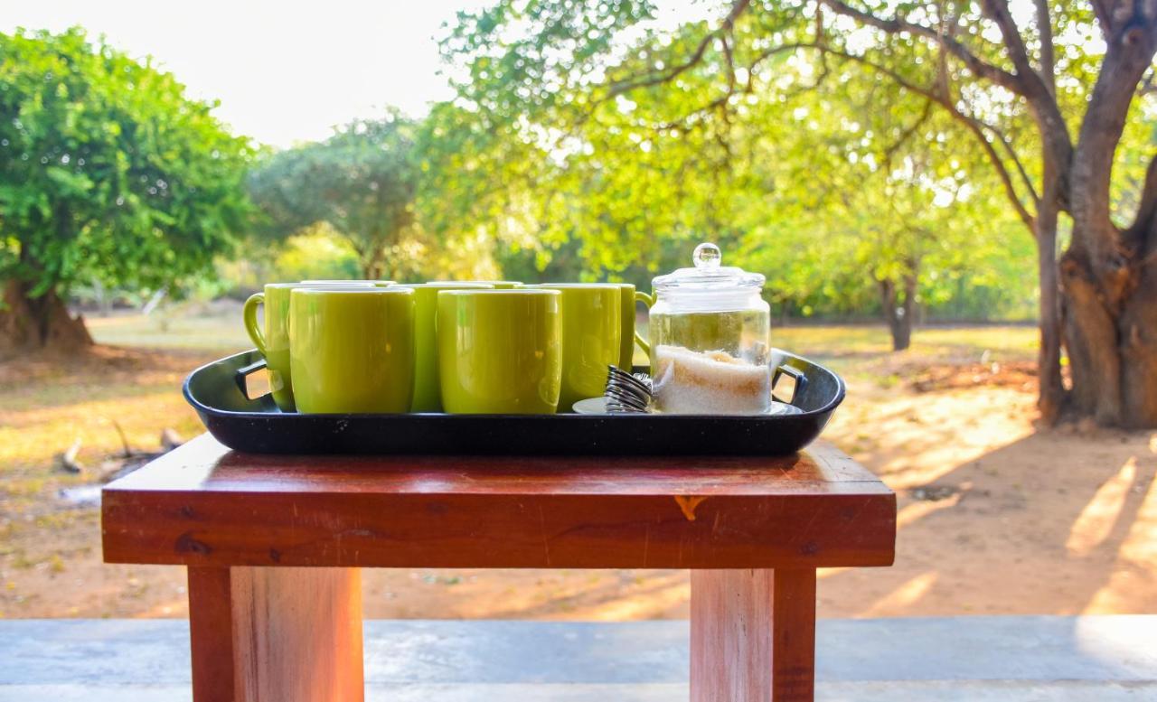 Hide Yala Bed & Breakfast ทิซซามาฮารามา ภายนอก รูปภาพ